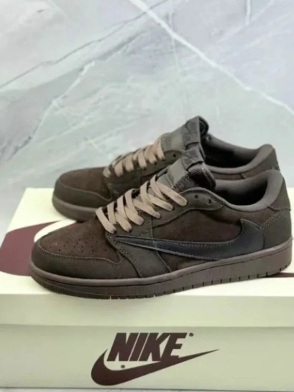 Travis Scott x Air Jordan 1 Low 'Velvet Brown'